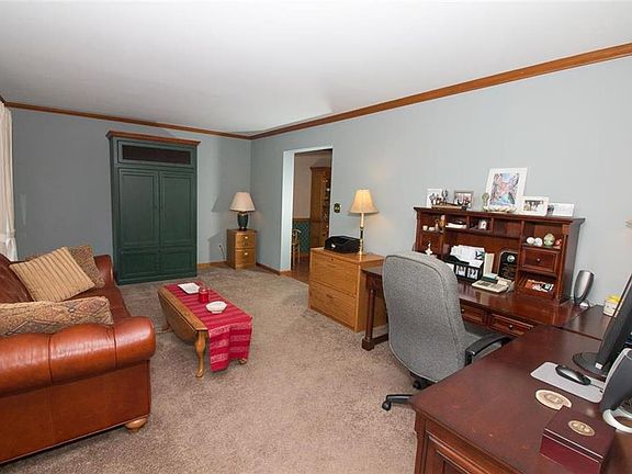 2nd image of 968 Natalie Ln
