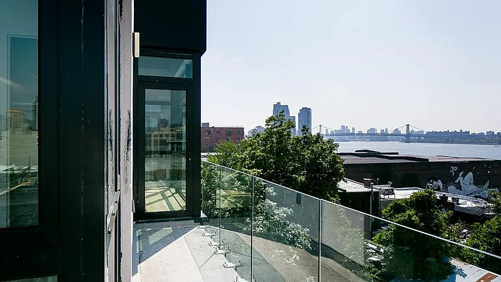 Rented by Nooklyn NYC LLC | media 147