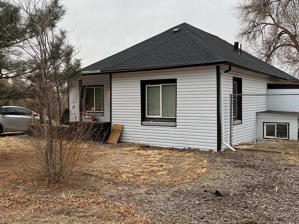 1st image of 821 31st Ave