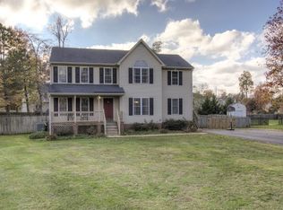 8224 Sunnys Halo Ct, Midlothian, VA 23112