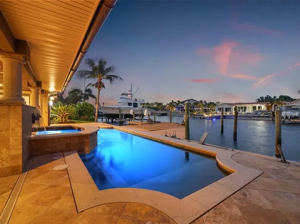 1931 Kentucky Ave NE, Saint Petersburg, FL 33703