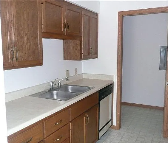 620 Kari St #5 — Photo 6