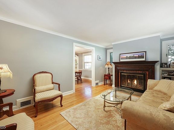 4th image of 41 Watson Rd