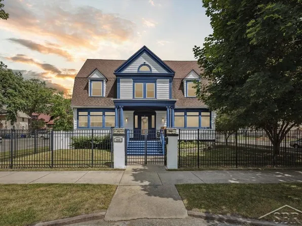 700 N Van Buren St, Bay City, MI 48708