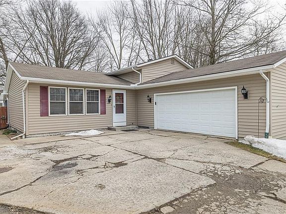 2nd image of 6011 Denise Dr