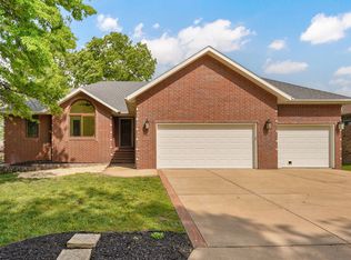 506 S Pepperhill Drive, Nixa, MO 65714
