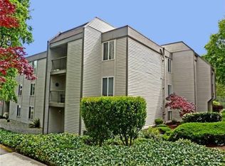 14630 32nd Ln S, Seattle, WA 98168