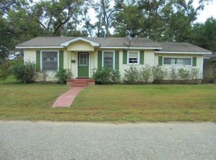 706 N Friou St, Jefferson, TX 75657