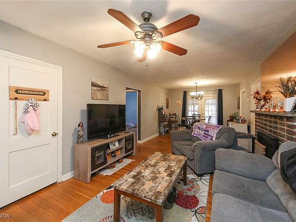 4th image of 633 Garner Ave