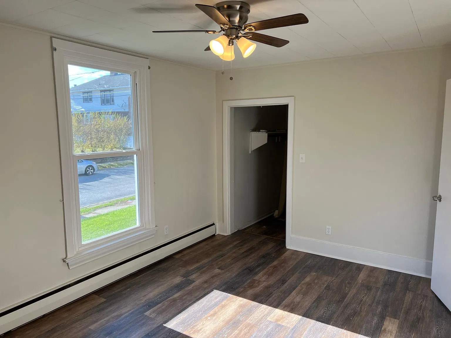 2528 Broad Ave — Photo 4