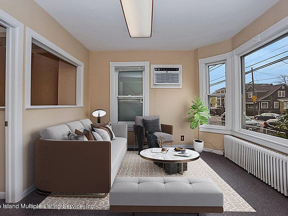 4th image of 1114 Forest Ave