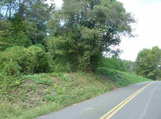 1395 Black Fox Rd, Washburn, TN 37888