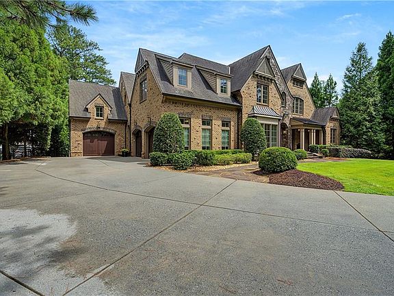 2nd image of 110 Mount Paran Rd NW