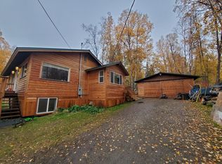 19337 Ganoe St, Chugiak, AK 99567