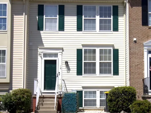 16 Hibiscus Dr, Newark, DE 19702