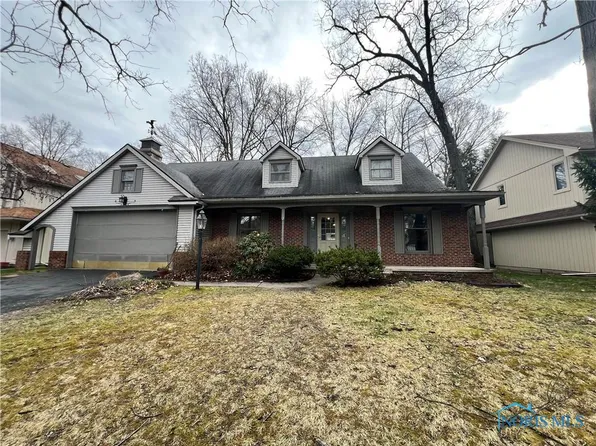 2410 Wealdstone Rd, Toledo, OH 43617