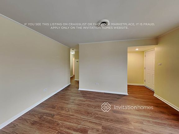 3rd image of 113 Nashua St