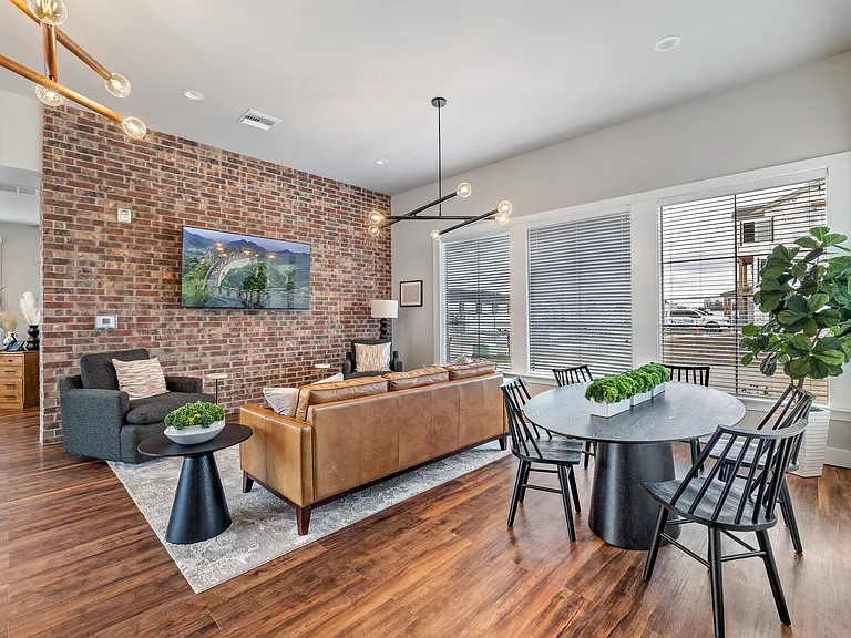 1135 Latitude Cir — Photo 30