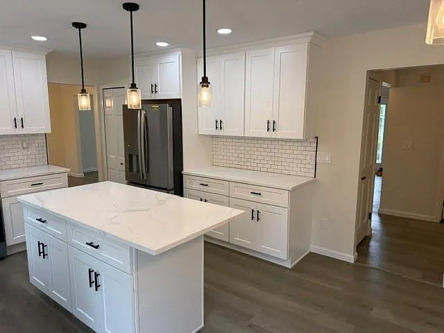 650 Deerfield Ct — Photo 6
