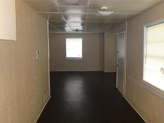 5th image of 1228 Crest Park Dr