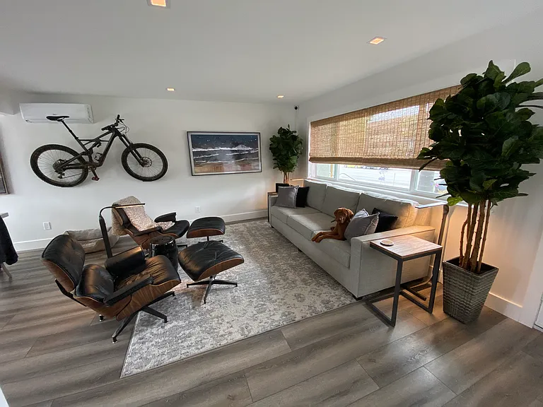842 Stevens Ave — Photo 3