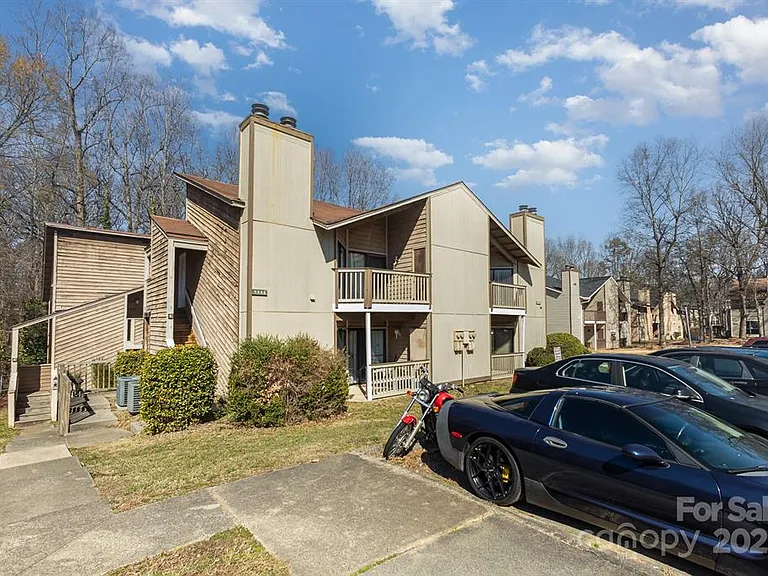 4400 Sharon Chase Dr #E — Photo 17