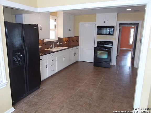 2nd image of 218 Kirk Pl