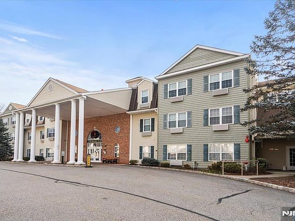 2nd image of 2 Richmond Road