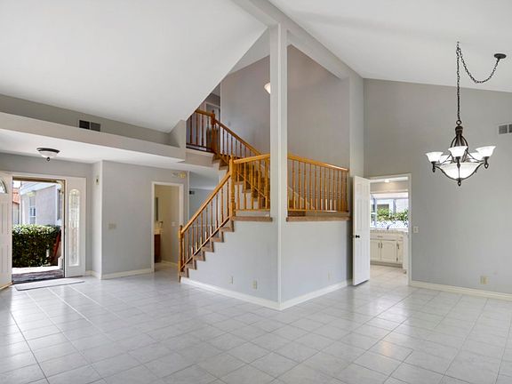 4th image of 24241 Tama Ln