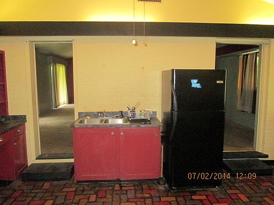 3rd image of 922 Mississippi Ave