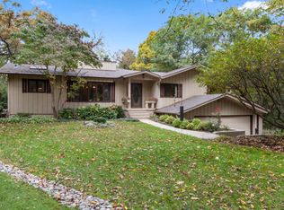 N1549 Wildwood Rd, Lake Geneva, WI 53147