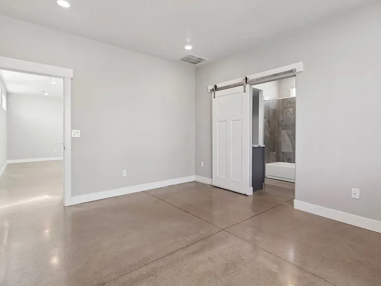 105 Black Rock Rd — Photo 7