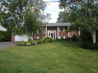 75 Hardy St, Presque Isle, ME 04769