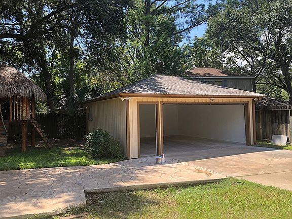 5th image of 4110 Shady Springs Dr