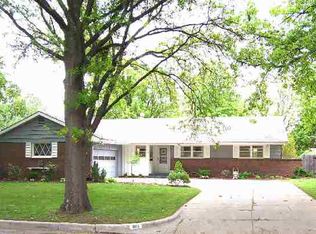 810 N Stratford Ln, Wichita, KS 67206