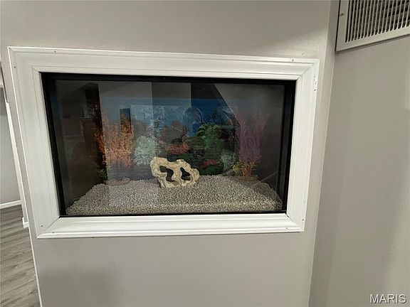 5th image of 317 Palisades Ct