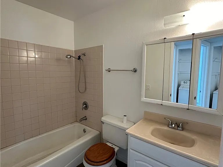 34 Elksford Ave #34 — Photo 7