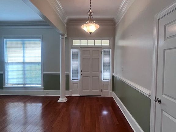 2nd image of 3687 Arbor Run Dr
