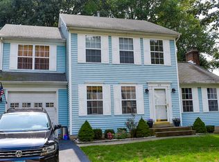 214 Lookout Hill Rd, Milford, CT 06461