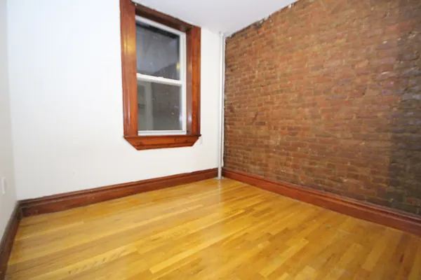 Rented by Compass | media 9