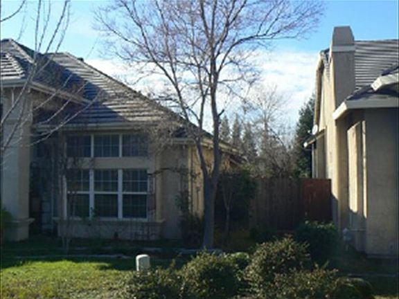 3rd image of 104 Ash Creek Ct