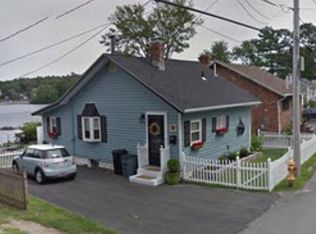 31 Lake View Rd, Weymouth, MA 02189