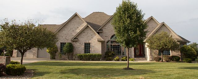 1st image of 1604 S Lake Dr