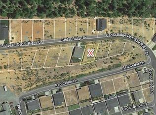 312 Cedar Ridge Dr, Cave Junction, OR 97523