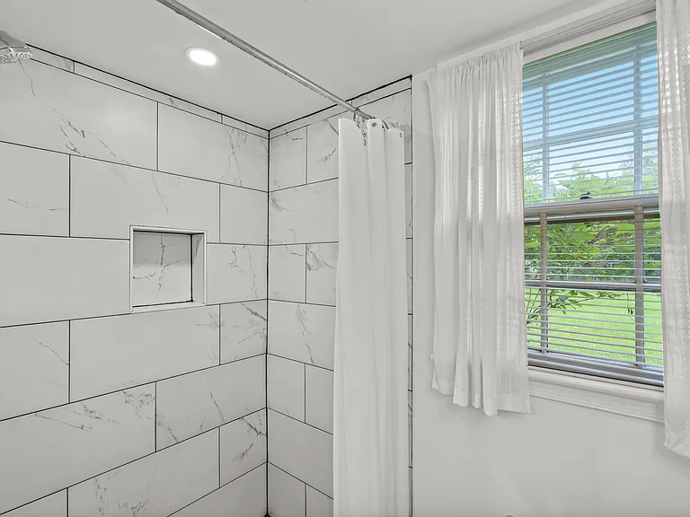 4907 Elsmere Ave — Photo 31