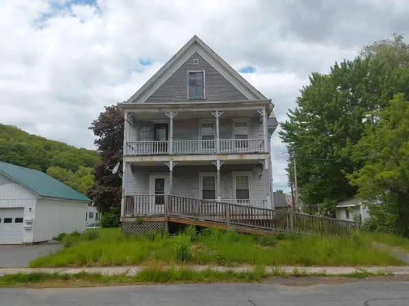 5 Elm St, Bellows Falls, VT 05101