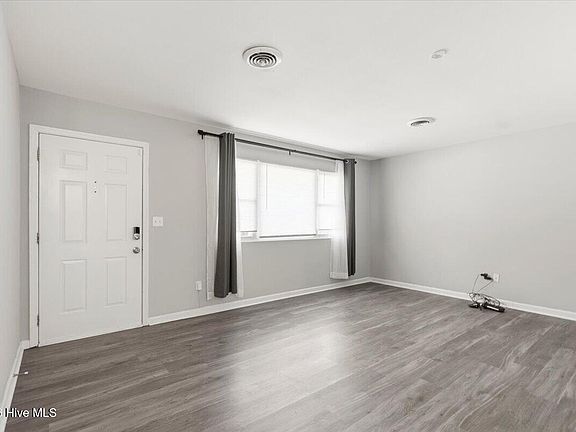 3rd image of 3318 Blanchard Road