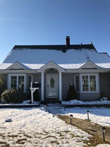 224 Old Farm Rd, Levittown, NY, 11756