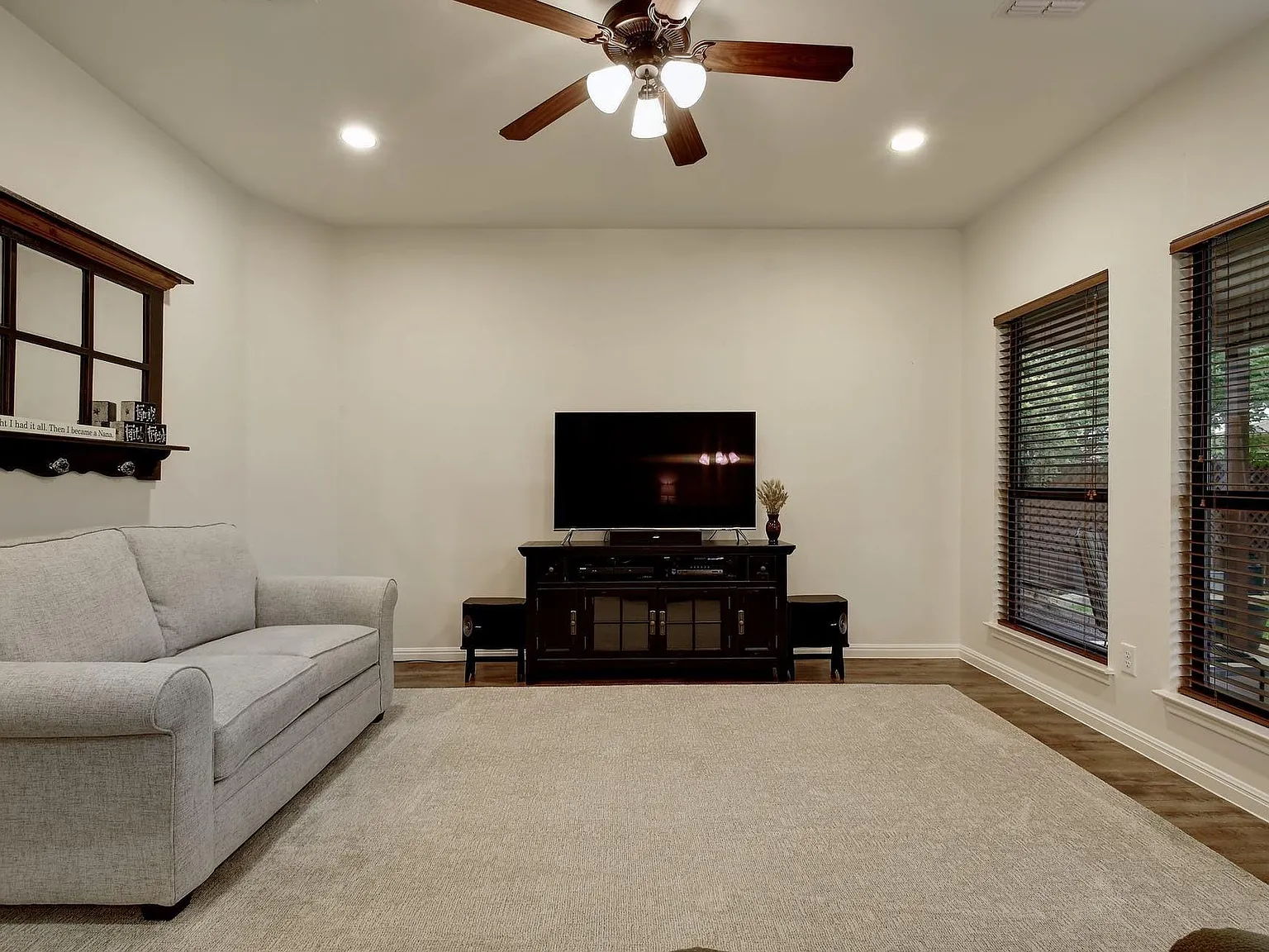 3 bed, 2.0 bath, 1362 sqft, $1,825 — Photo 4