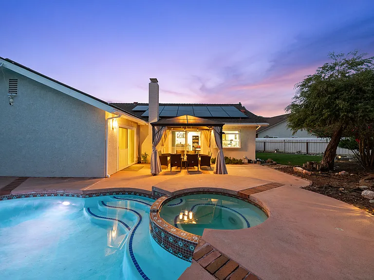 3066 Apache Cir — Photo 2